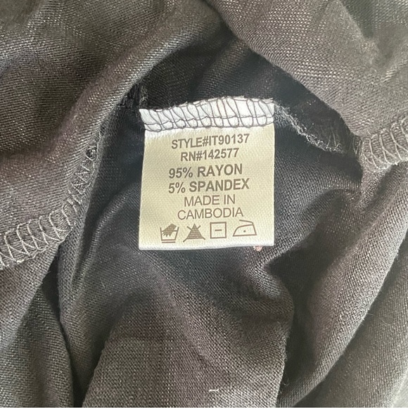 NWT Iris Black Spaghetti Strap Tank with Front Knot L - Picture 2 of 6